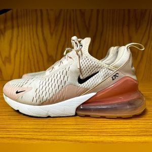 W Nike Air Max 270 in Light Soft Pink size 9